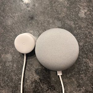 Google Home Mini